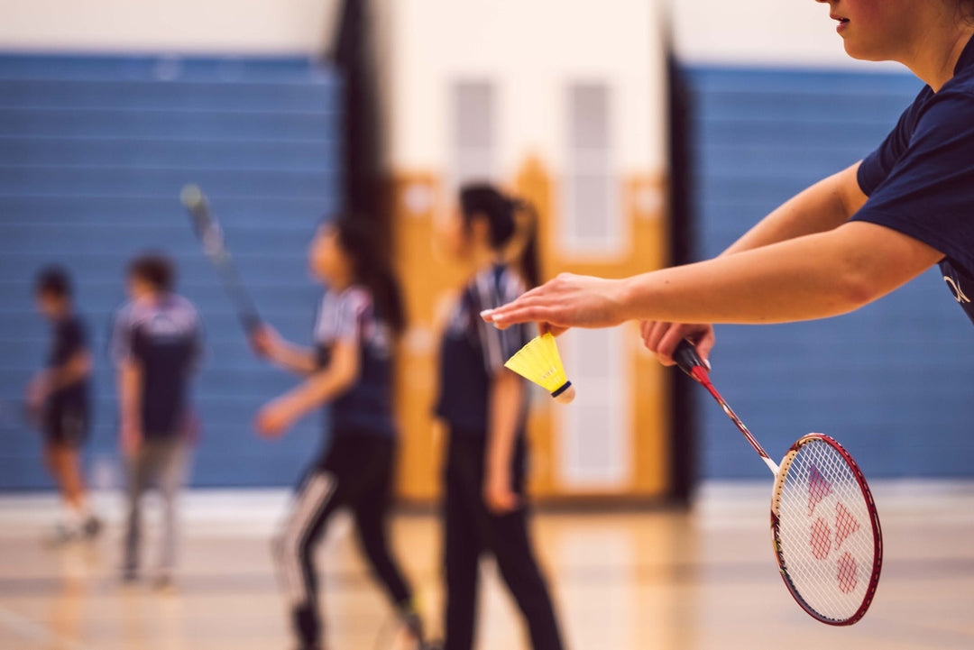 A Guide to Playing Badminton: Tip and Tricks for Beginners